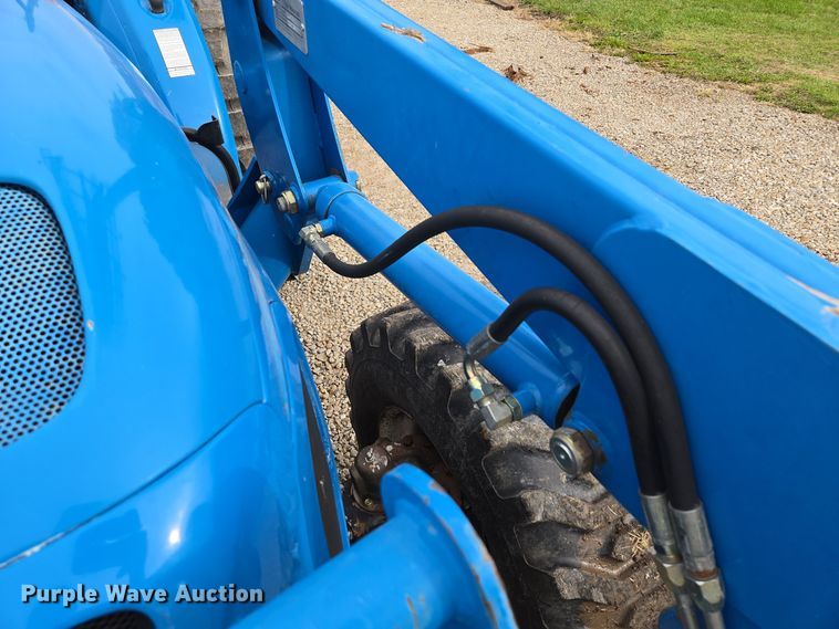 image for item EQ3596 Leading Solution  R4047 MFWD tractor