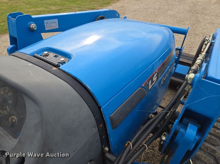 image for item EQ3596 Leading Solution  R4047 MFWD tractor