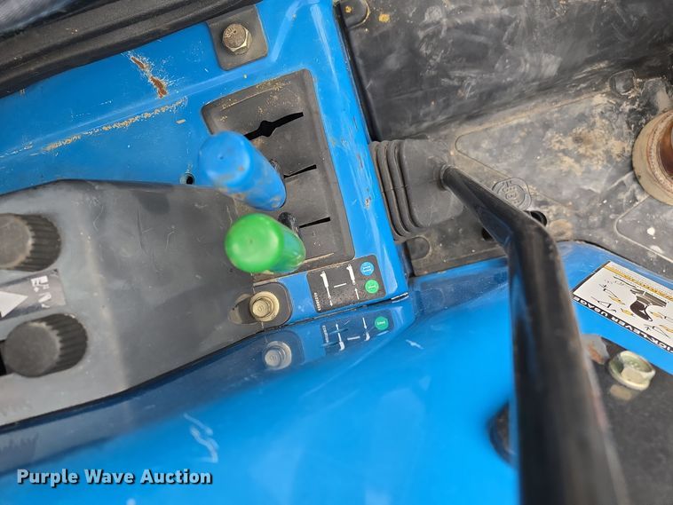 image for item EQ3596 Leading Solution  R4047 MFWD tractor