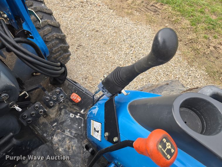 image for item EQ3596 Leading Solution  R4047 MFWD tractor