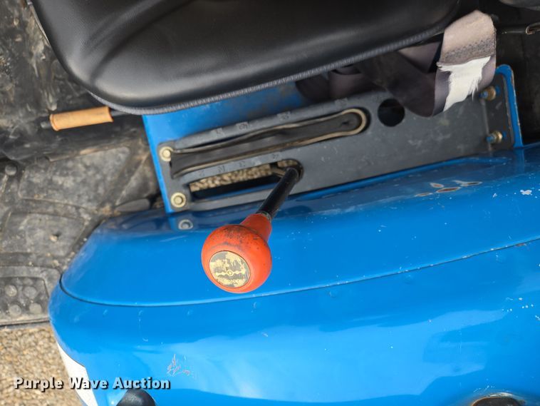 image for item EQ3596 Leading Solution  R4047 MFWD tractor