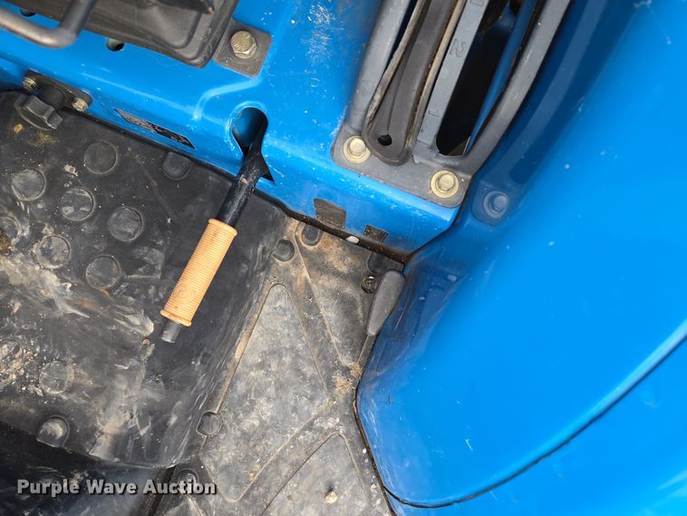 image for item EQ3596 Leading Solution  R4047 MFWD tractor