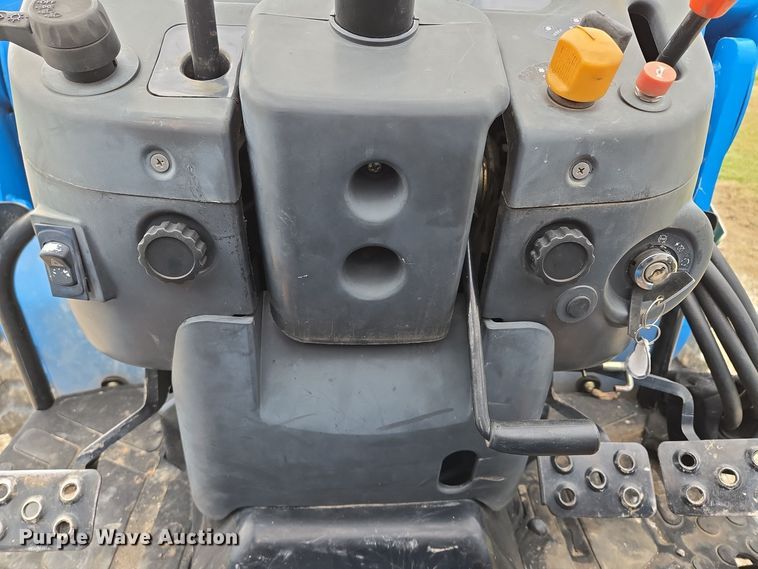 image for item EQ3596 Leading Solution  R4047 MFWD tractor