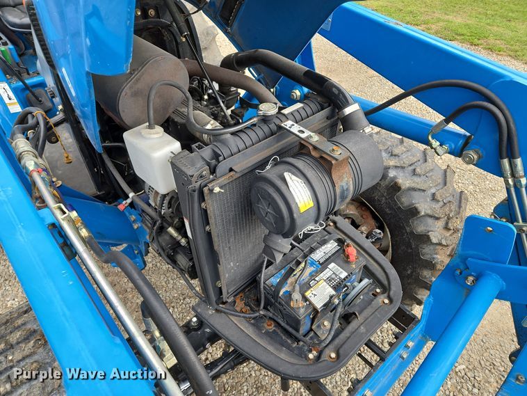 image for item EQ3596 Leading Solution  R4047 MFWD tractor