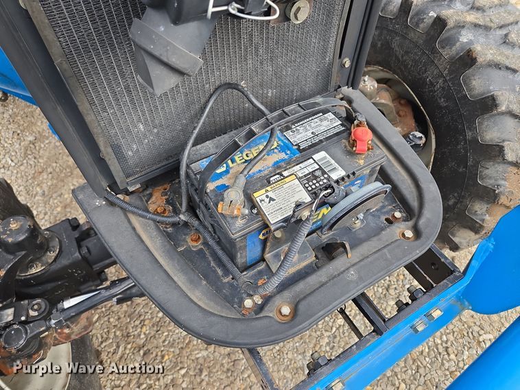 image for item EQ3596 Leading Solution  R4047 MFWD tractor