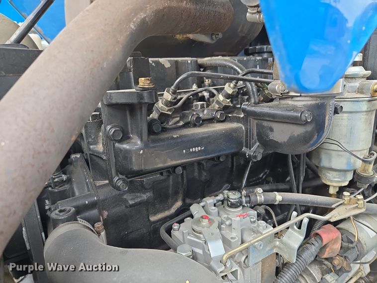 image for item EQ3596 Leading Solution  R4047 MFWD tractor