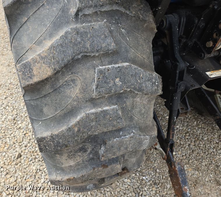 image for item EQ3596 Leading Solution  R4047 MFWD tractor