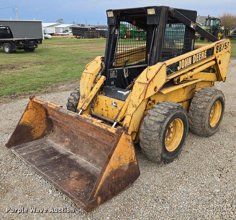 image for item EQ3598 1997 John Deere  8875 skid steer loader