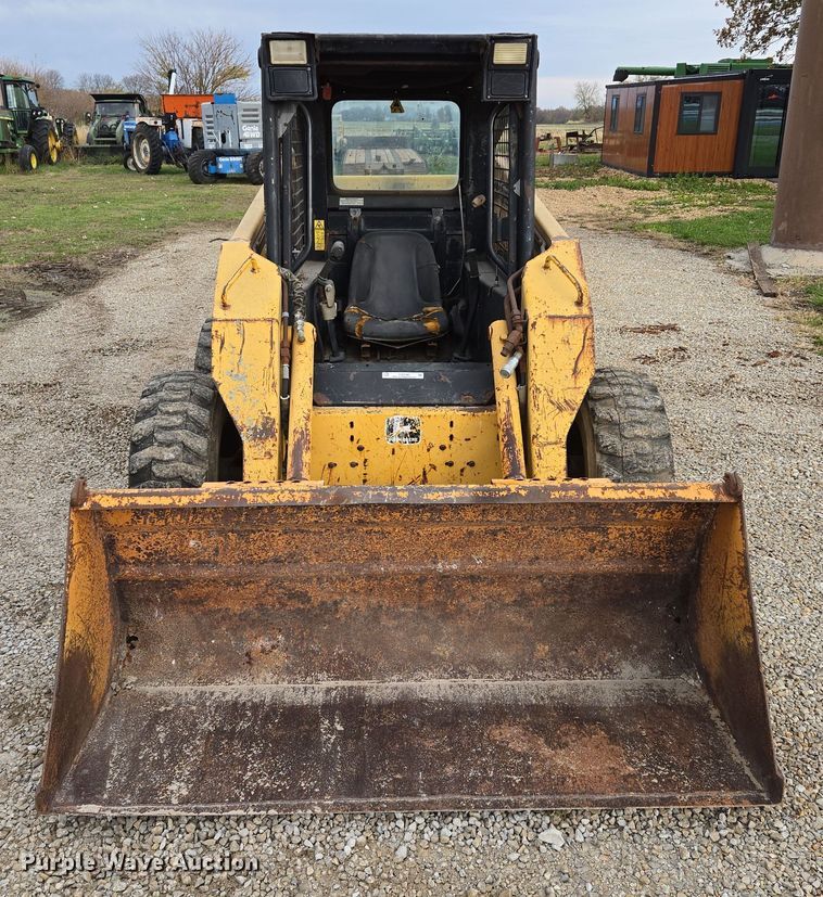image for item EQ3598 1997 John Deere  8875 skid steer loader