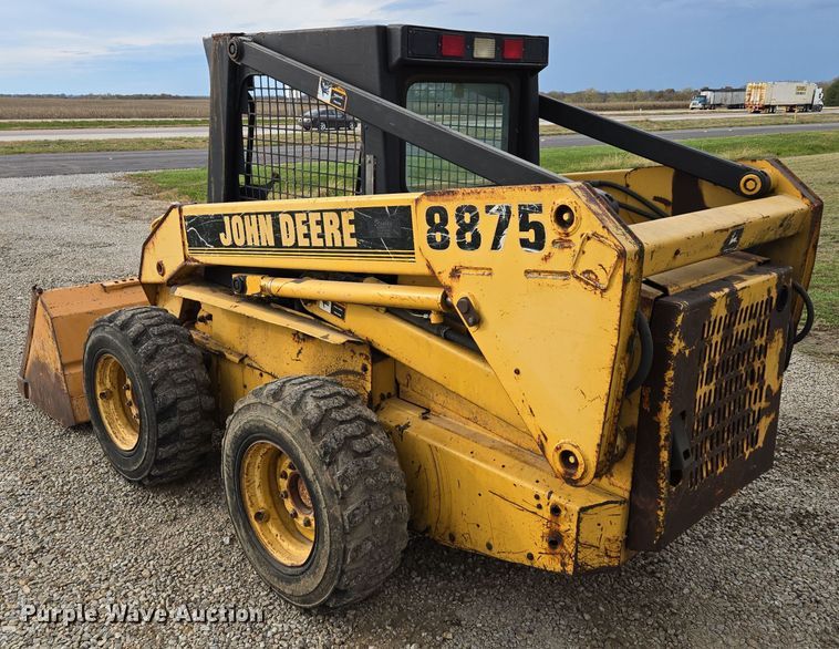 image for item EQ3598 1997 John Deere  8875 skid steer loader