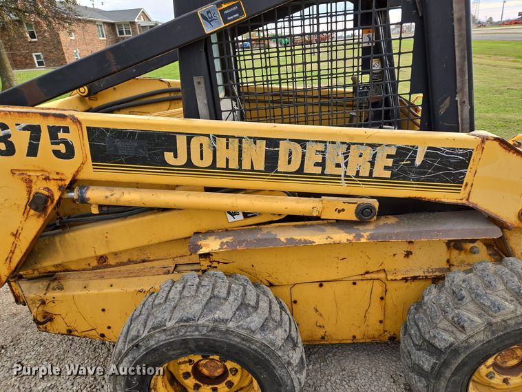 image for item EQ3598 1997 John Deere  8875 skid steer loader