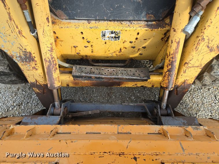 image for item EQ3598 1997 John Deere  8875 skid steer loader