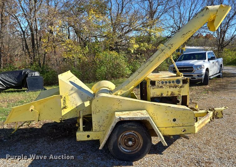 image for item EQ3613 Wayne  LH318-517 wood chipper