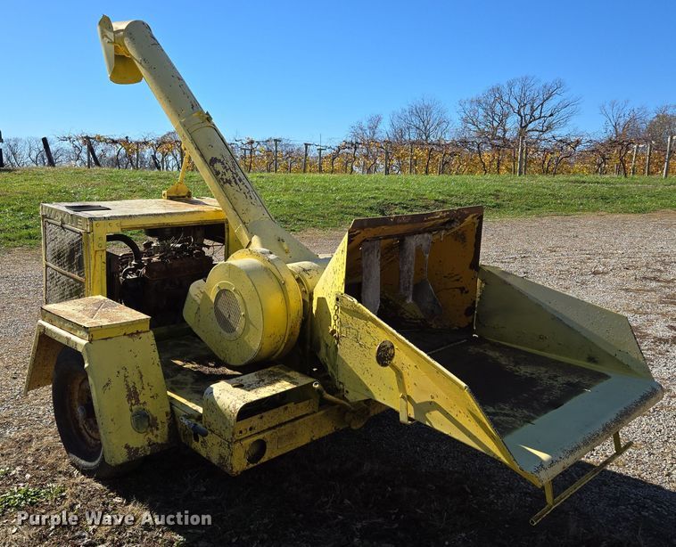 image for item EQ3613 Wayne  LH318-517 wood chipper
