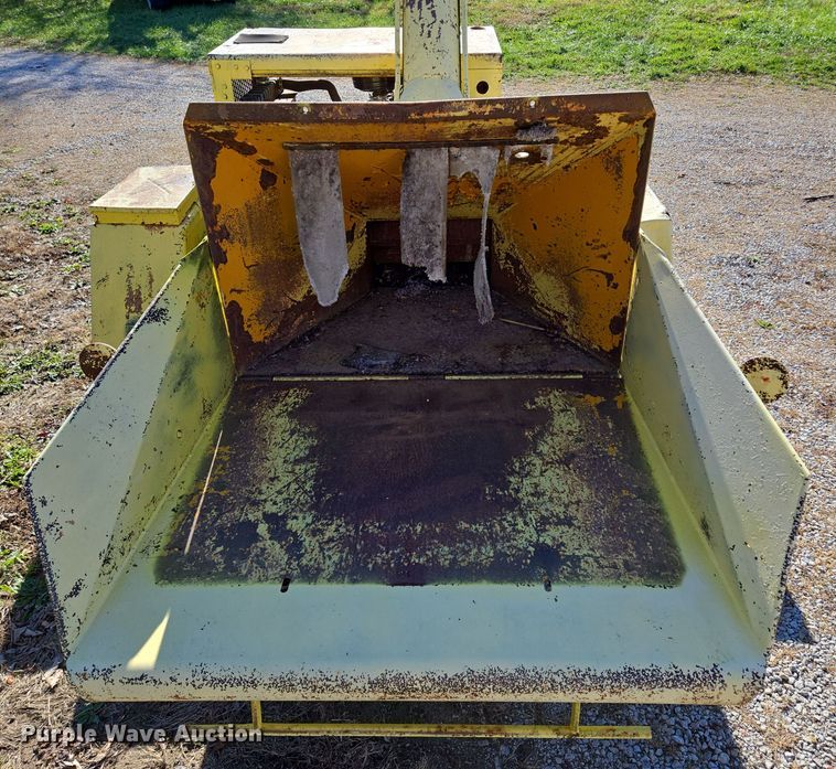 image for item EQ3613 Wayne  LH318-517 wood chipper