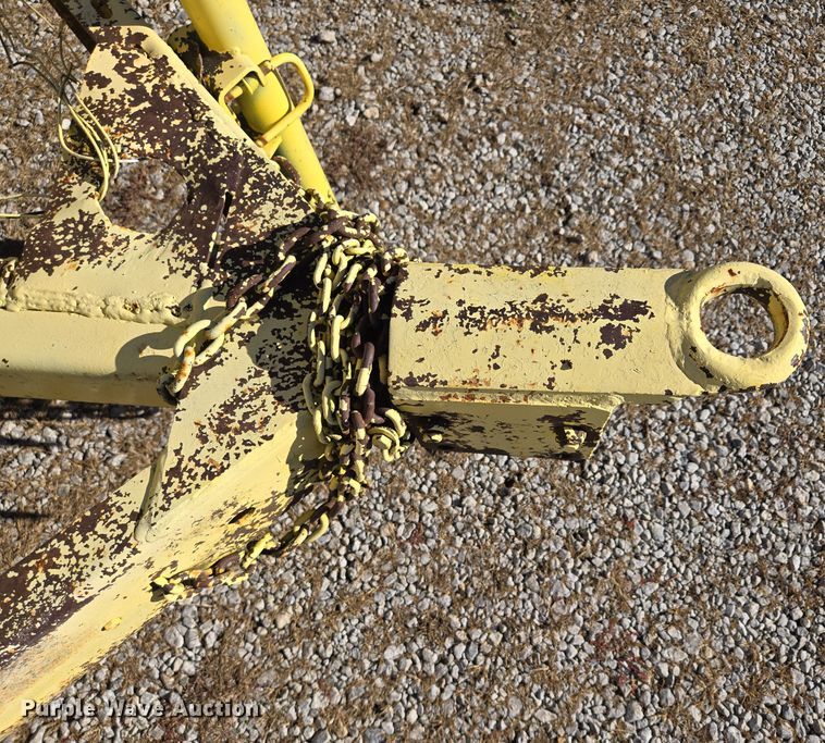 image for item EQ3613 Wayne  LH318-517 wood chipper