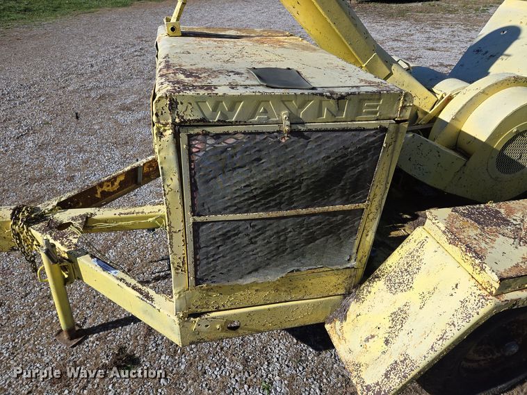image for item EQ3613 Wayne  LH318-517 wood chipper