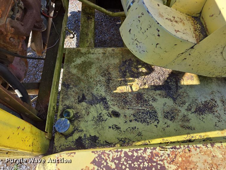 image for item EQ3613 Wayne  LH318-517 wood chipper