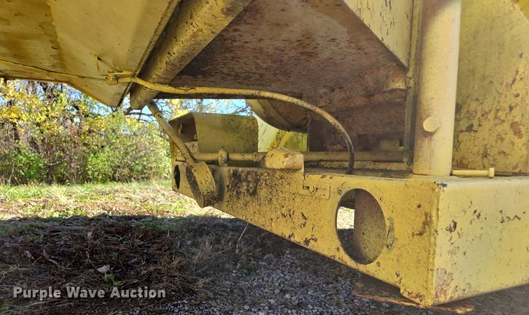 image for item EQ3613 Wayne  LH318-517 wood chipper