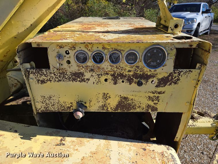 image for item EQ3613 Wayne  LH318-517 wood chipper