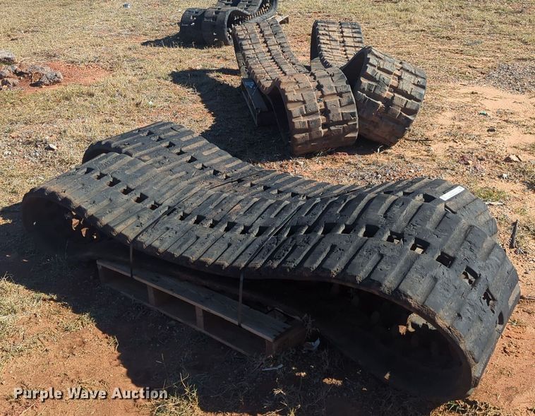 image for item ER4553 (4) skid steer tracks