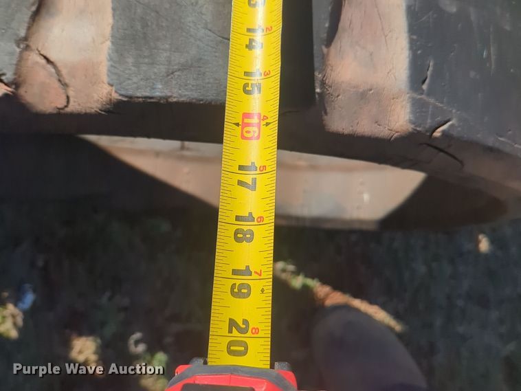 image for item ER4553 (4) skid steer tracks