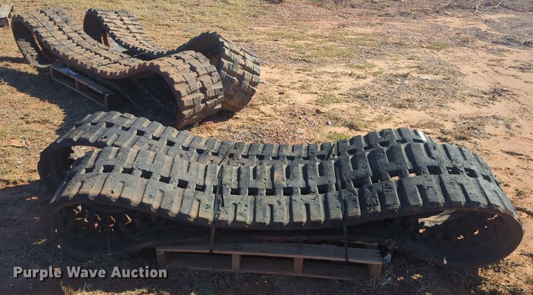image for item ER4553 (4) skid steer tracks