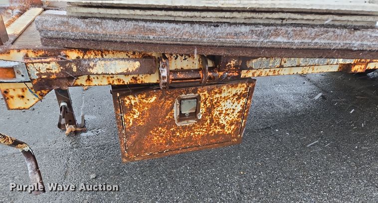 image for item ER5006 1995 Shop built equipment trailer