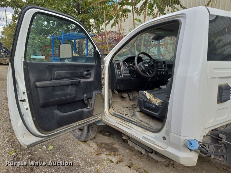 image for item ER5008 2016 Dodge Ram 4500 truck cab and chassis