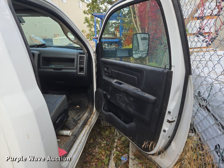 image for item ER5008 2016 Dodge Ram 4500 truck cab and chassis