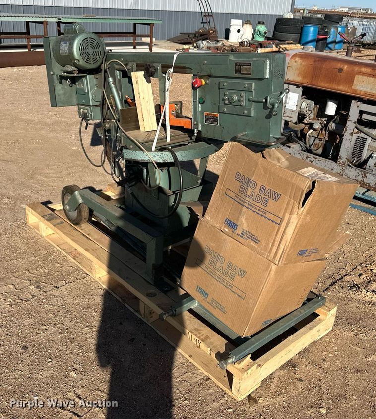 image for item ER8310 Ellis 1600 band saw