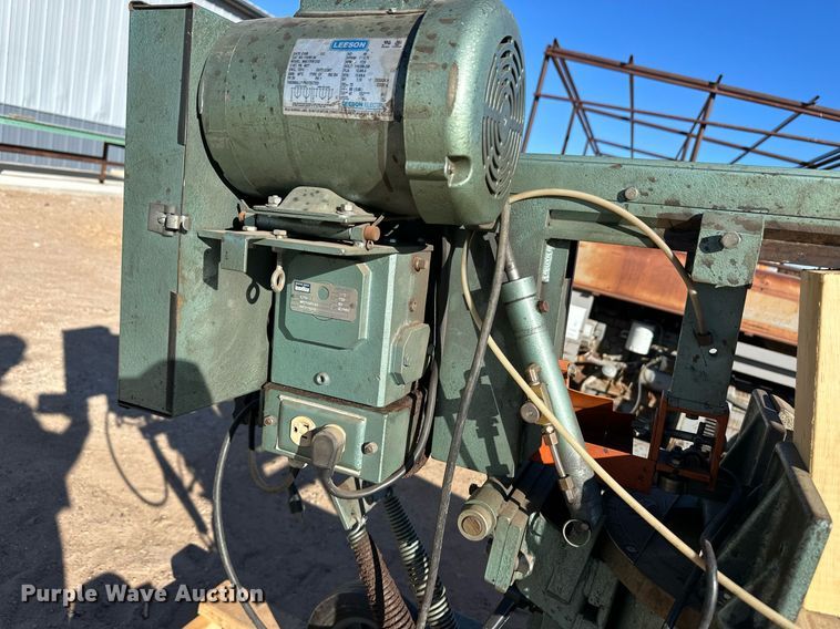 image for item ER8310 Ellis 1600 band saw