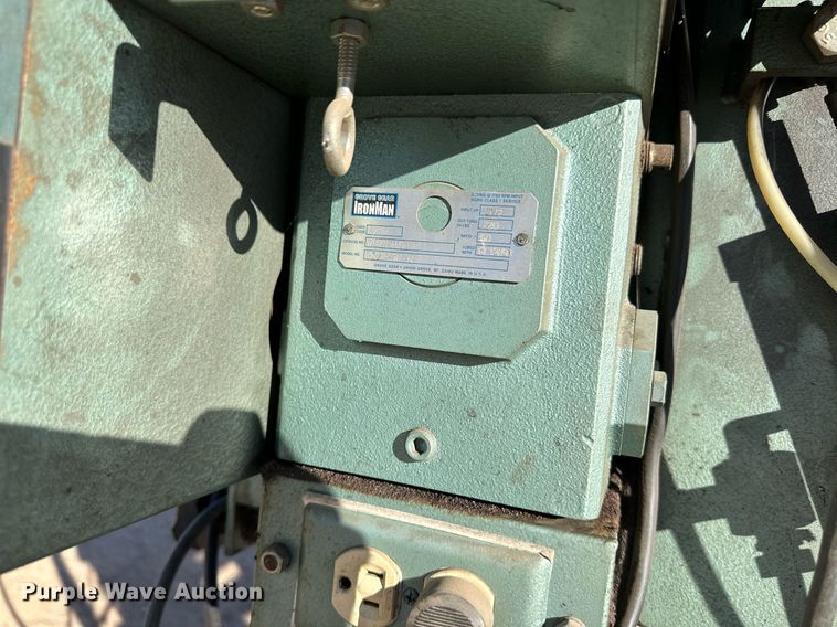 image for item ER8310 Ellis 1600 band saw