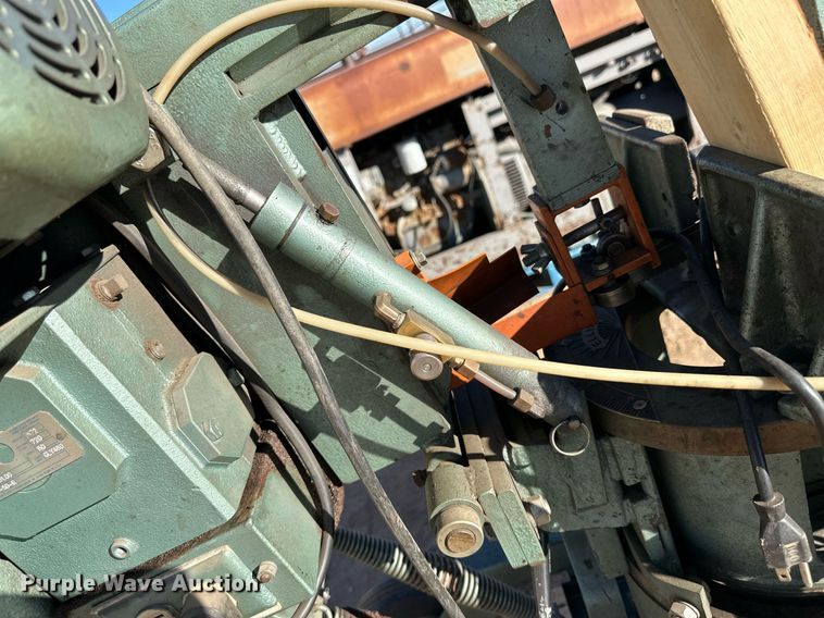 image for item ER8310 Ellis 1600 band saw