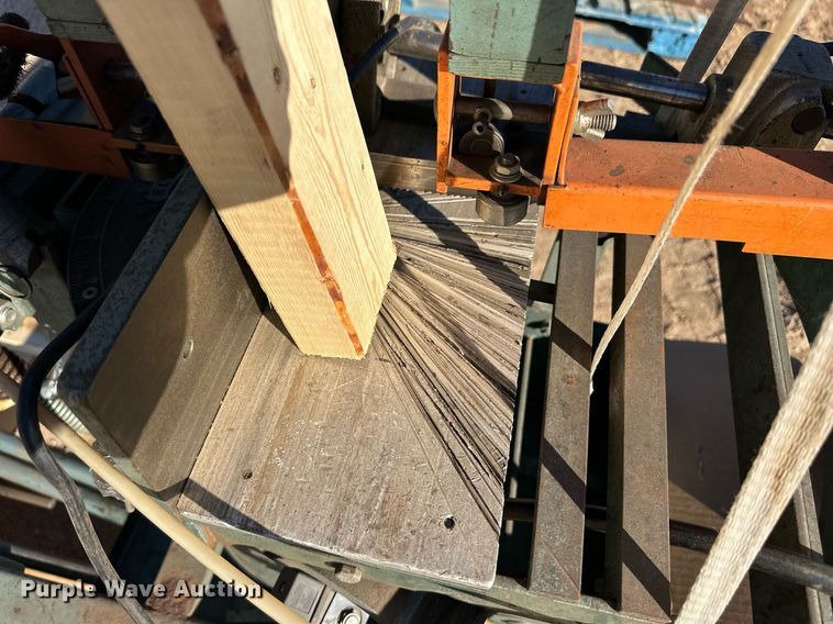 image for item ER8310 Ellis 1600 band saw