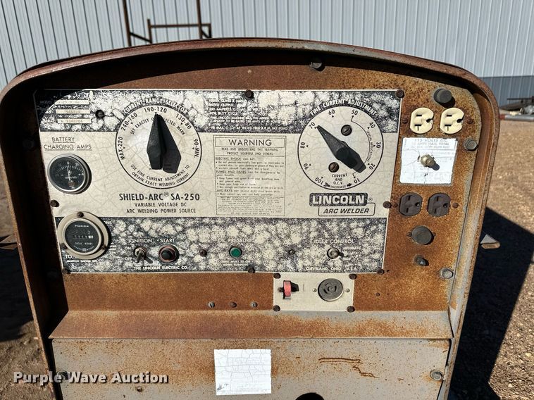 image for item ER8311 Lincoln SA-250 welder/generator