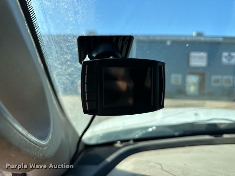 image for item ER8315 2012 Dodge Ram 5500HD Crew Cab flatbed truck