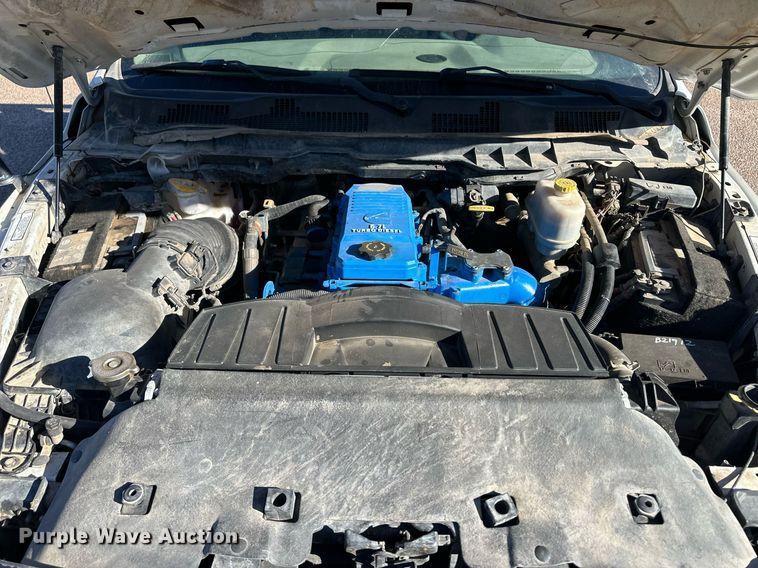 image for item ER8315 2012 Dodge Ram 5500HD Crew Cab flatbed truck