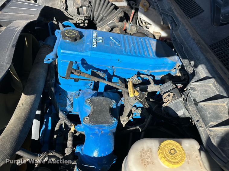 image for item ER8315 2012 Dodge Ram 5500HD Crew Cab flatbed truck