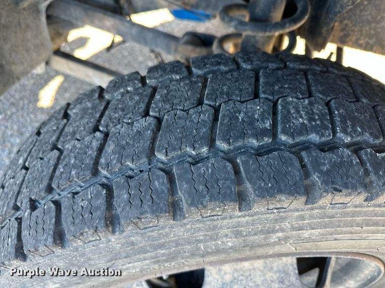 image for item ER8315 2012 Dodge Ram 5500HD Crew Cab flatbed truck