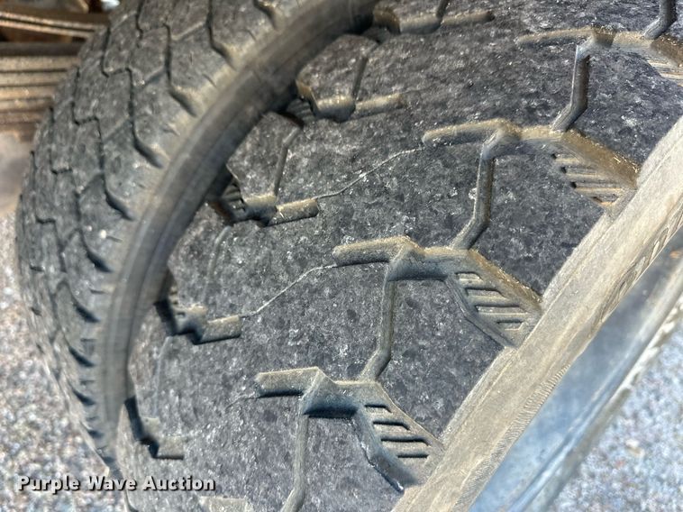 image for item ER8315 2012 Dodge Ram 5500HD Crew Cab flatbed truck