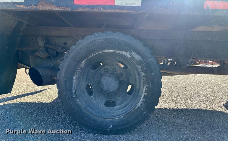 image for item ER8315 2012 Dodge Ram 5500HD Crew Cab flatbed truck