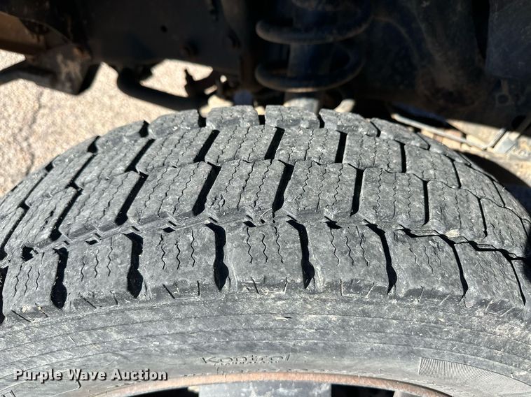 image for item ER8315 2012 Dodge Ram 5500HD Crew Cab flatbed truck