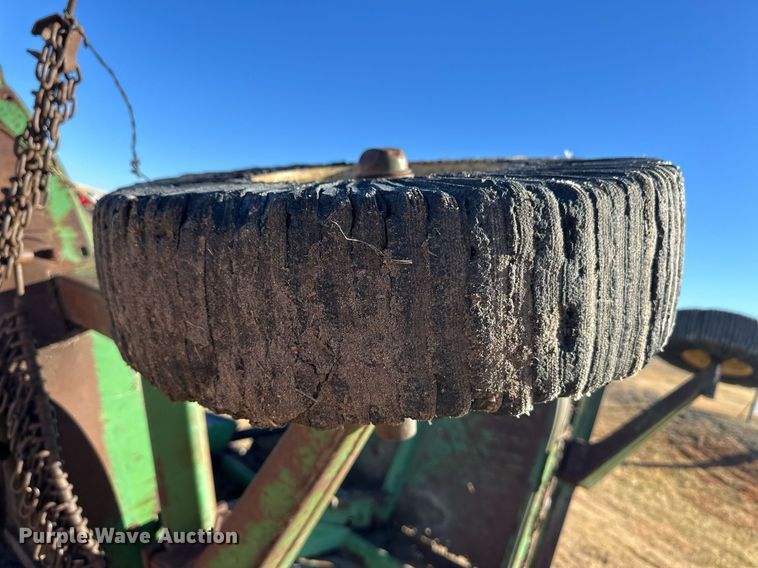 image for item ER8316 John Deere 1508 batwing rotary mower