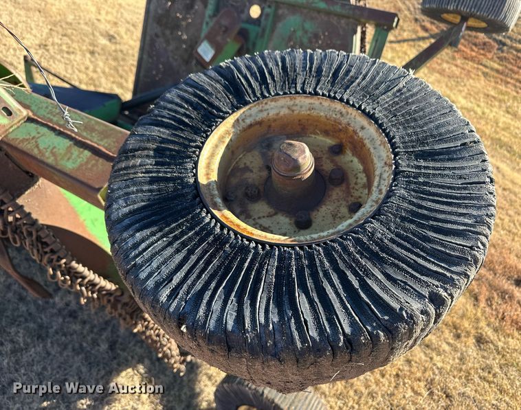 image for item ER8316 John Deere 1508 batwing rotary mower