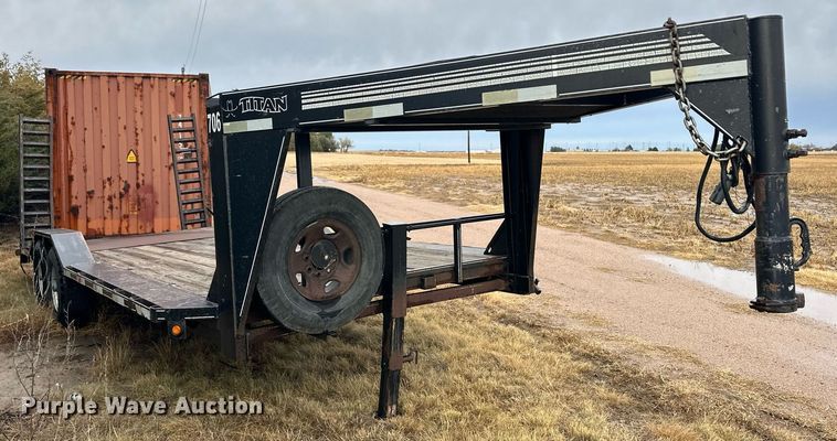 image for item ER8325 2006 Titan equipment trailer