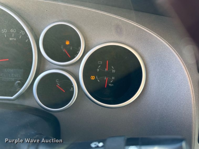 image for item ER8342 2012 Toyota Sequoia SUV