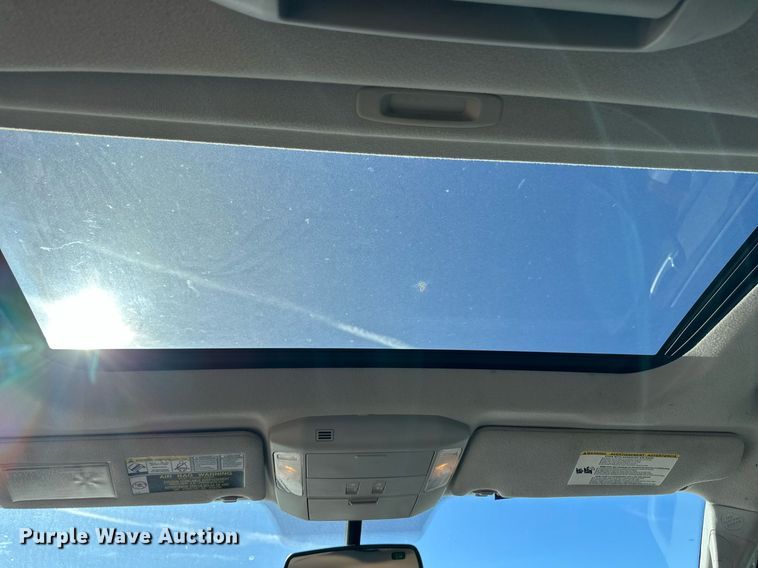 image for item ER8342 2012 Toyota Sequoia SUV