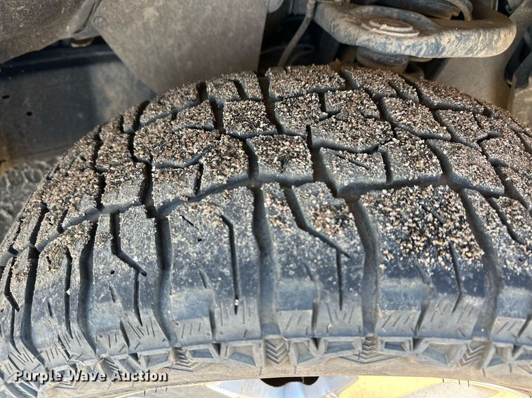 image for item ER8342 2012 Toyota Sequoia SUV