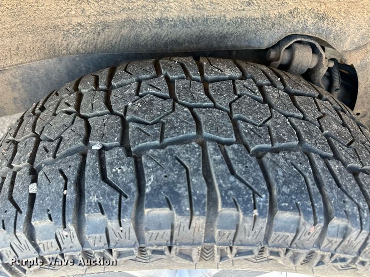 image for item ER8342 2012 Toyota Sequoia SUV